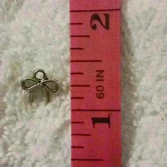 NWOT - Tibetan Silver Pendant Charms for Jewelry - Bow - Picture 1 of 2